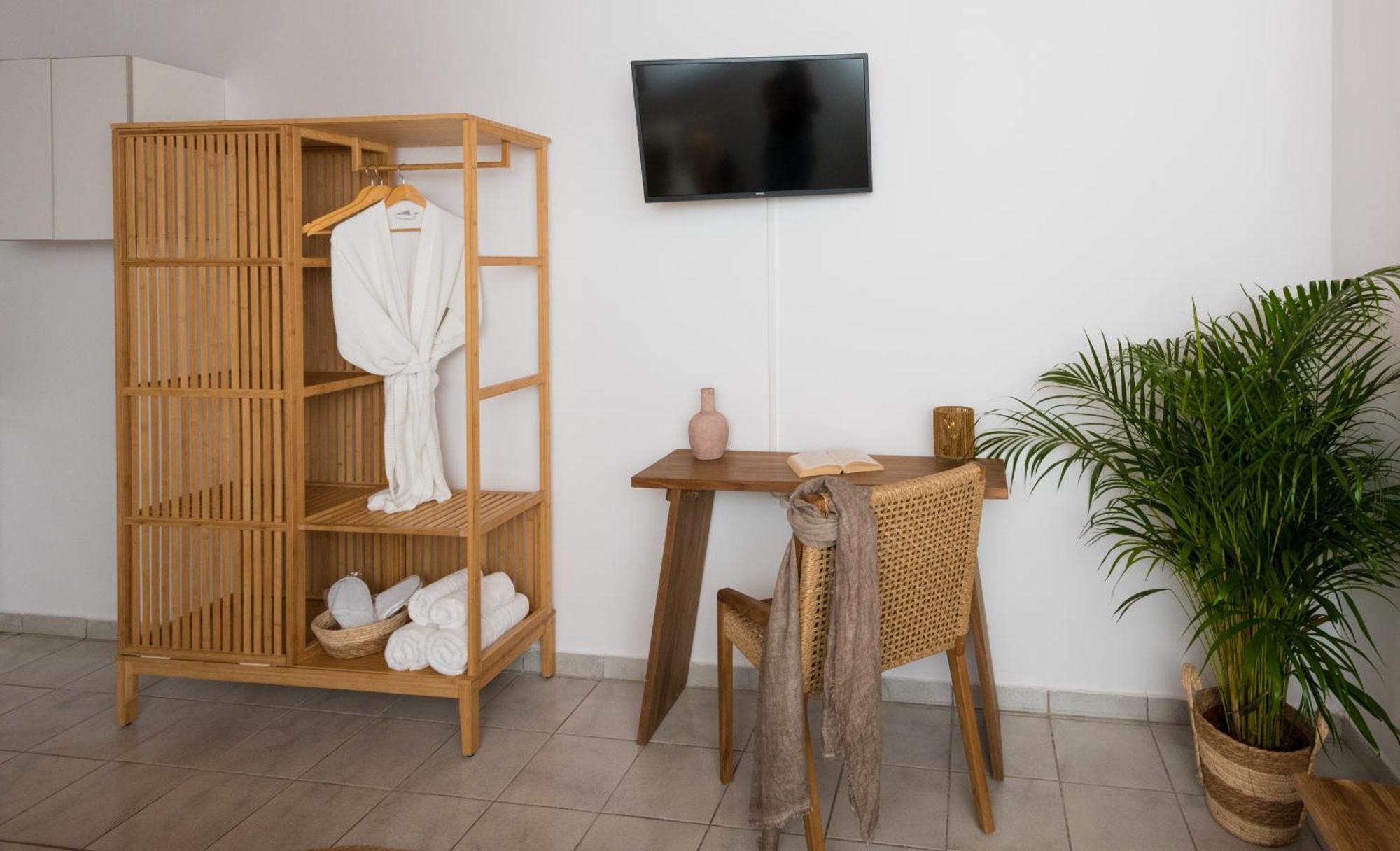 Kanelis Studios & Suites Mytakas Buitenkant foto