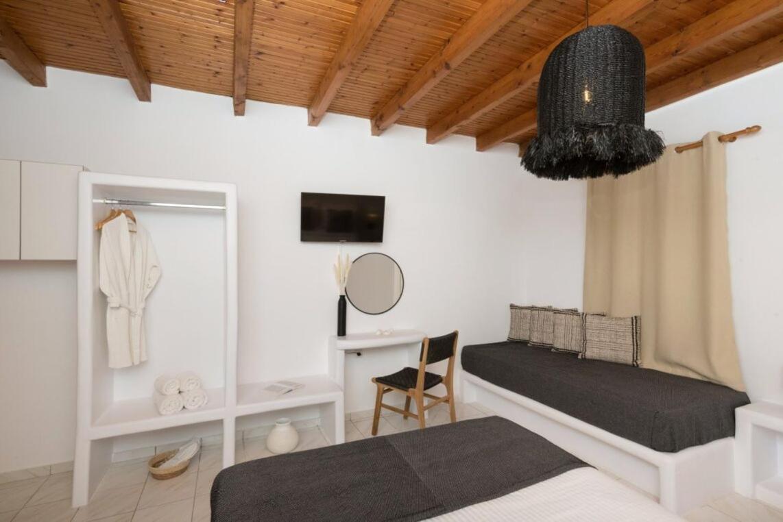 Kanelis Studios & Suites Mytakas Buitenkant foto